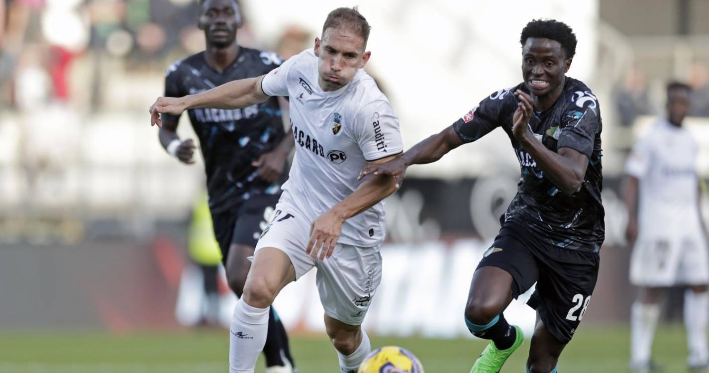 Um empate e uma vitória fora nos jogos deste sábado da jornada da I Liga