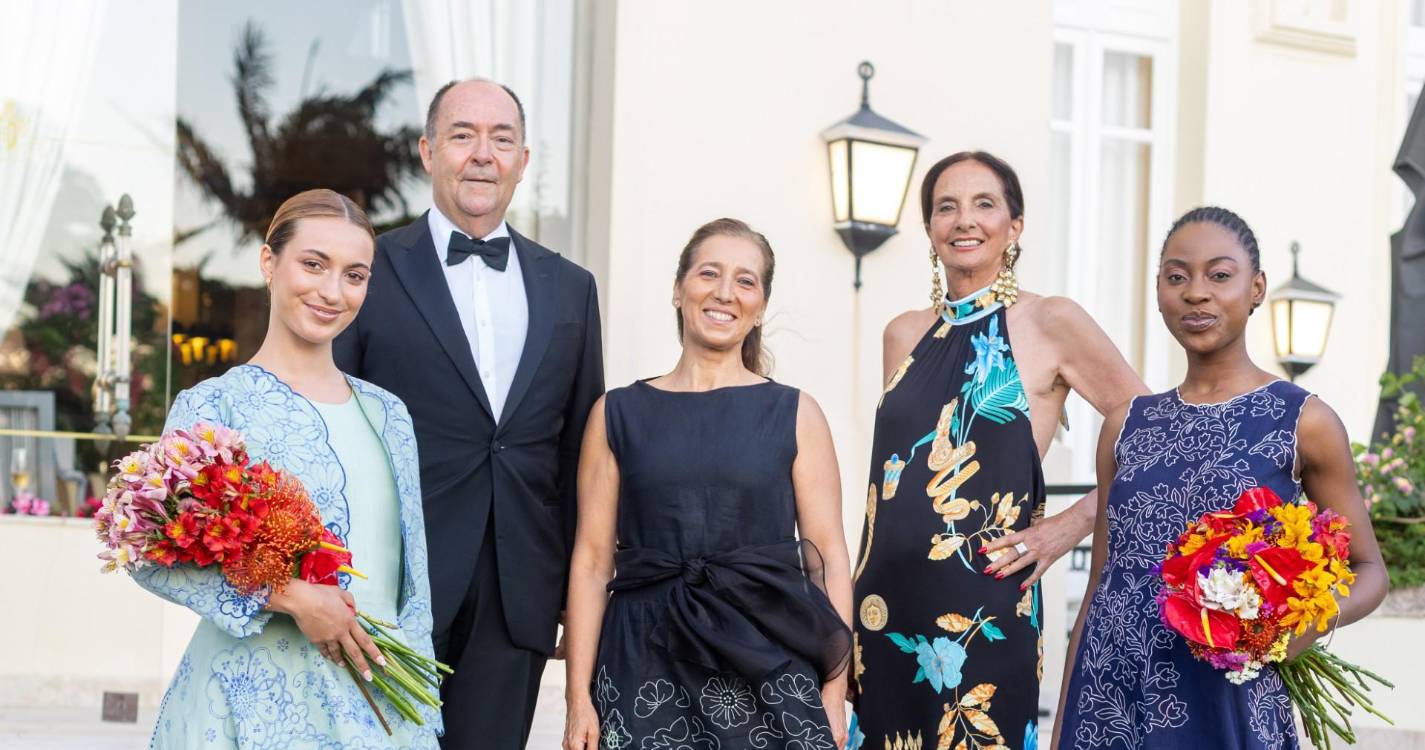 Bordal marcou presença no Baile da Flor no Palácio Estoril (com fotos)