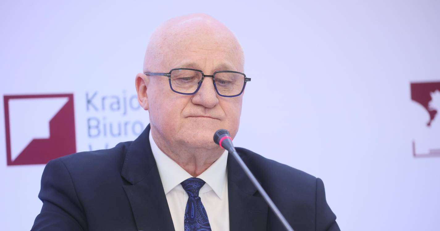 Conservador Karol Nawrocki vence presidenciais na Polónia com todos os votos apurados