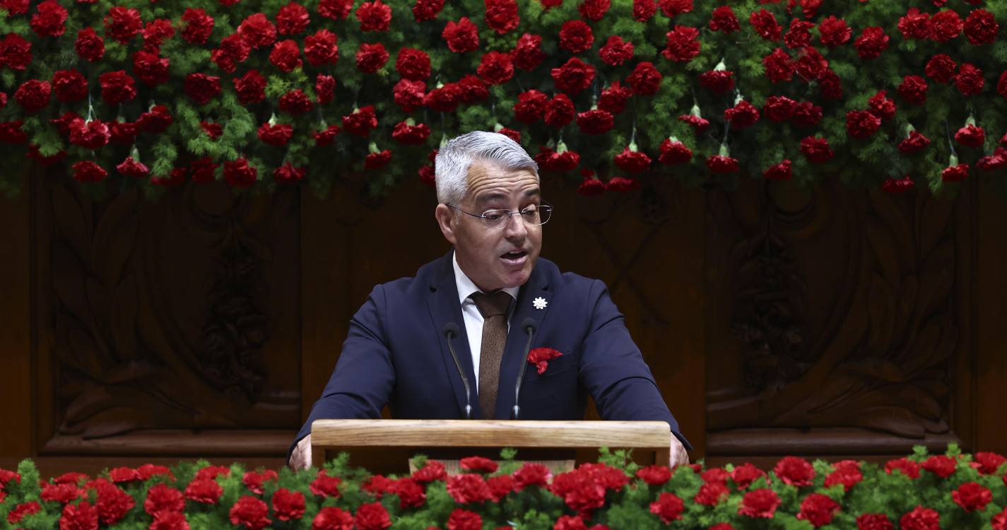 25 de Abril: “O ódio corrói lentamente, mas de forma implacável”, alerta Filipe Sousa