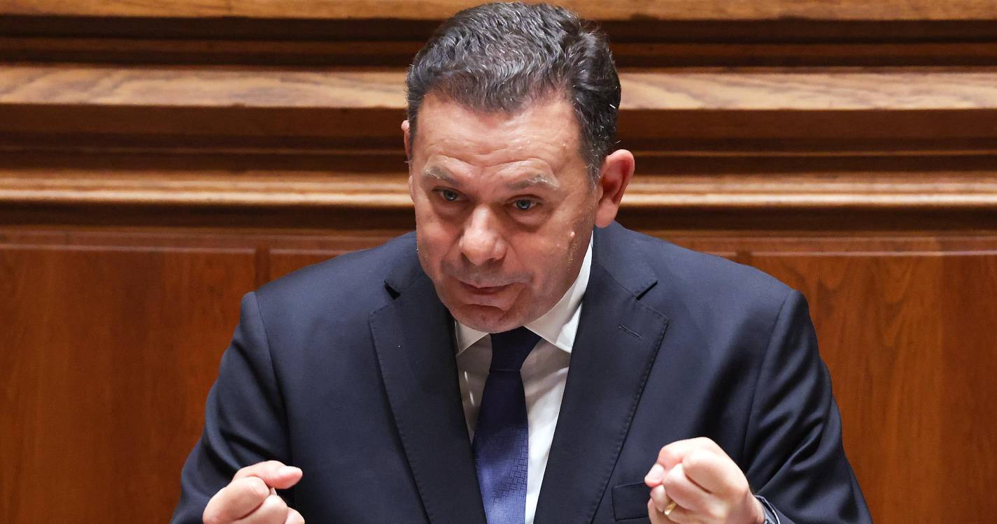 Montenegro: Parlamento decide sobre leis laborais com ou sem acordo na concertação