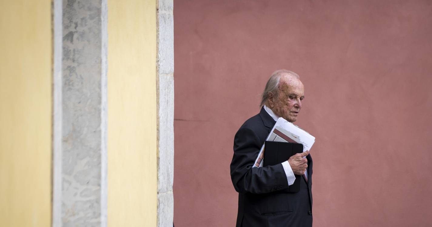 Velório de Pinto Balsemão realiza-se hoje às 18h30 em Lisboa