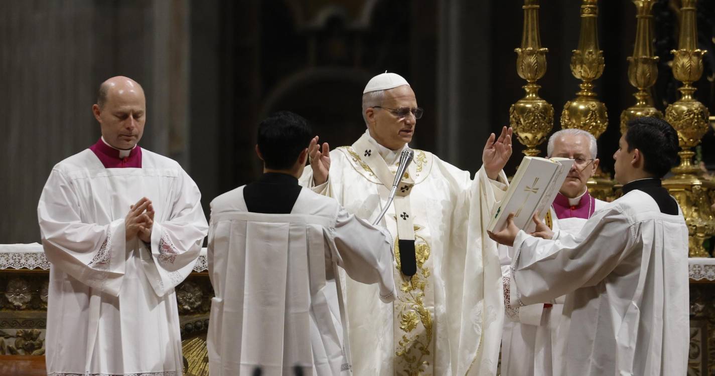 Papa Leão XIV exorta católicos a não se deixarem paralisar pela guerra