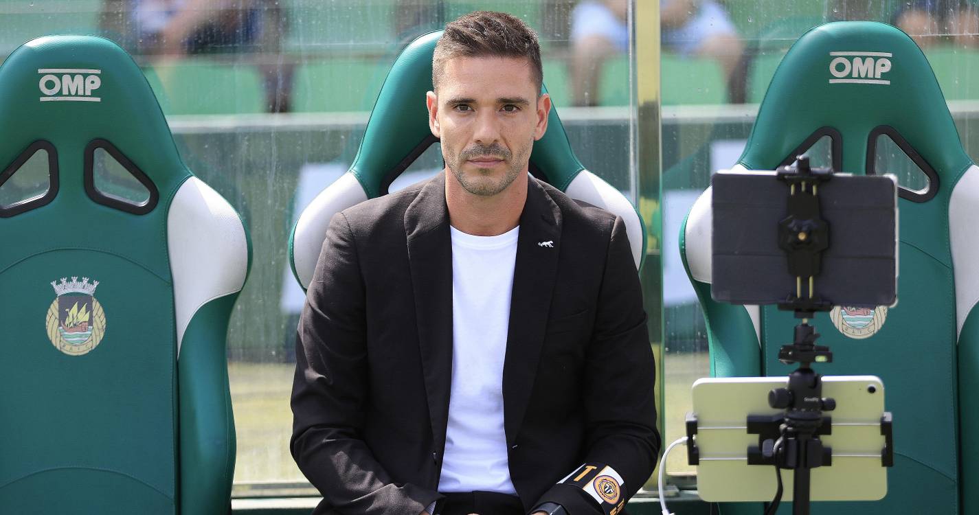 Técnico do Nacional garante equipa muito motivada diante do Sporting