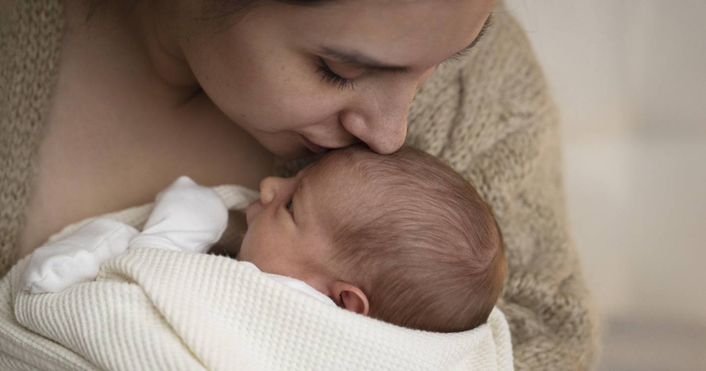 Brasil eliminou a transmissão do VIH de mãe para filho
