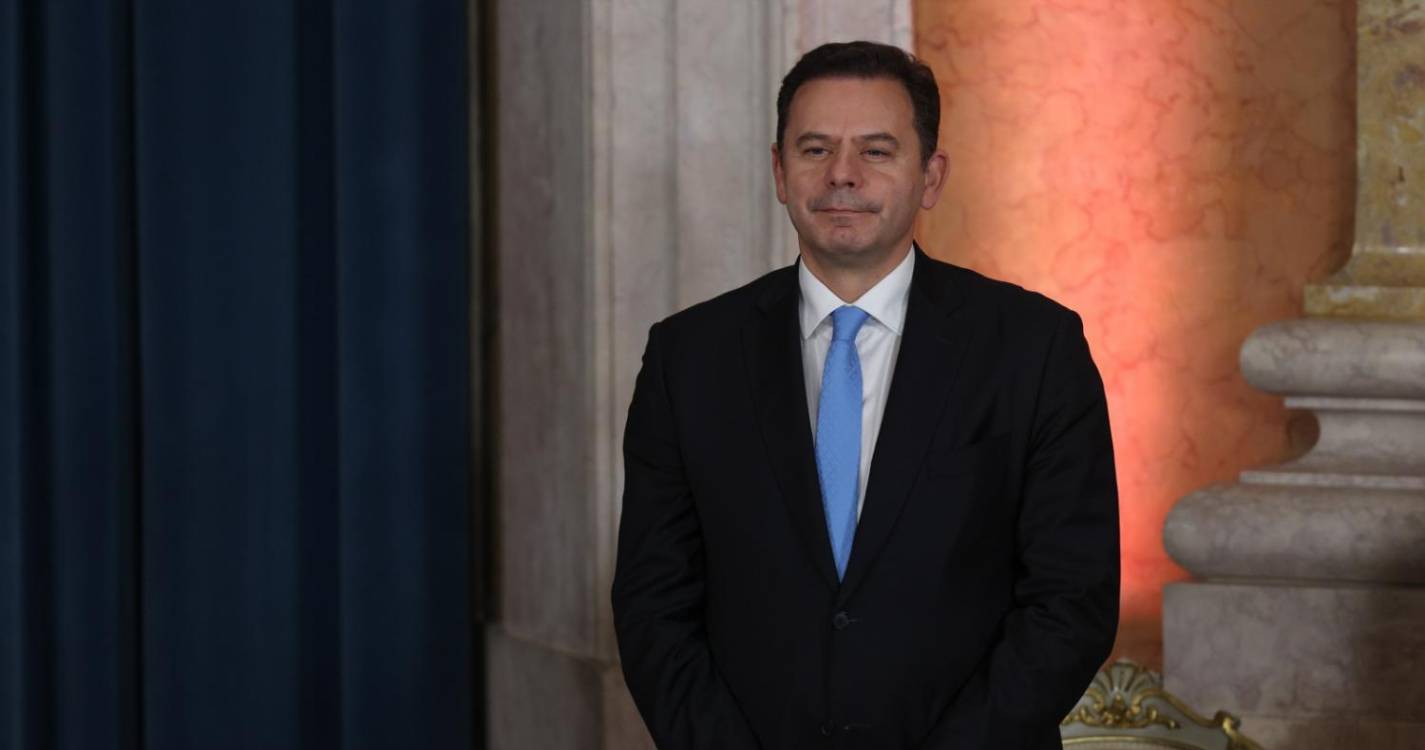 Governo apresenta plano para a saúde com medidas de emergência até 2025