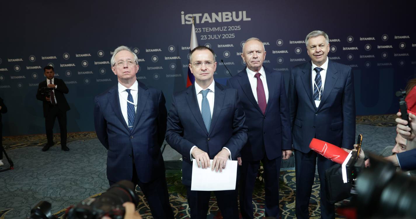 Ucrânia: Rússia diz ter proposto tréguas de “24 a 48 horas” e aceitado troca de presos