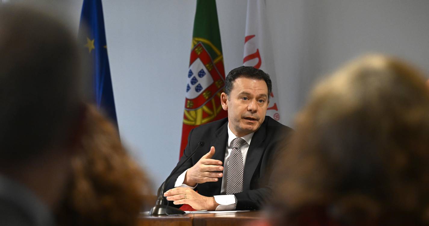 Montenegro defende que país tem de “ganhar a luta” contra a violência doméstica