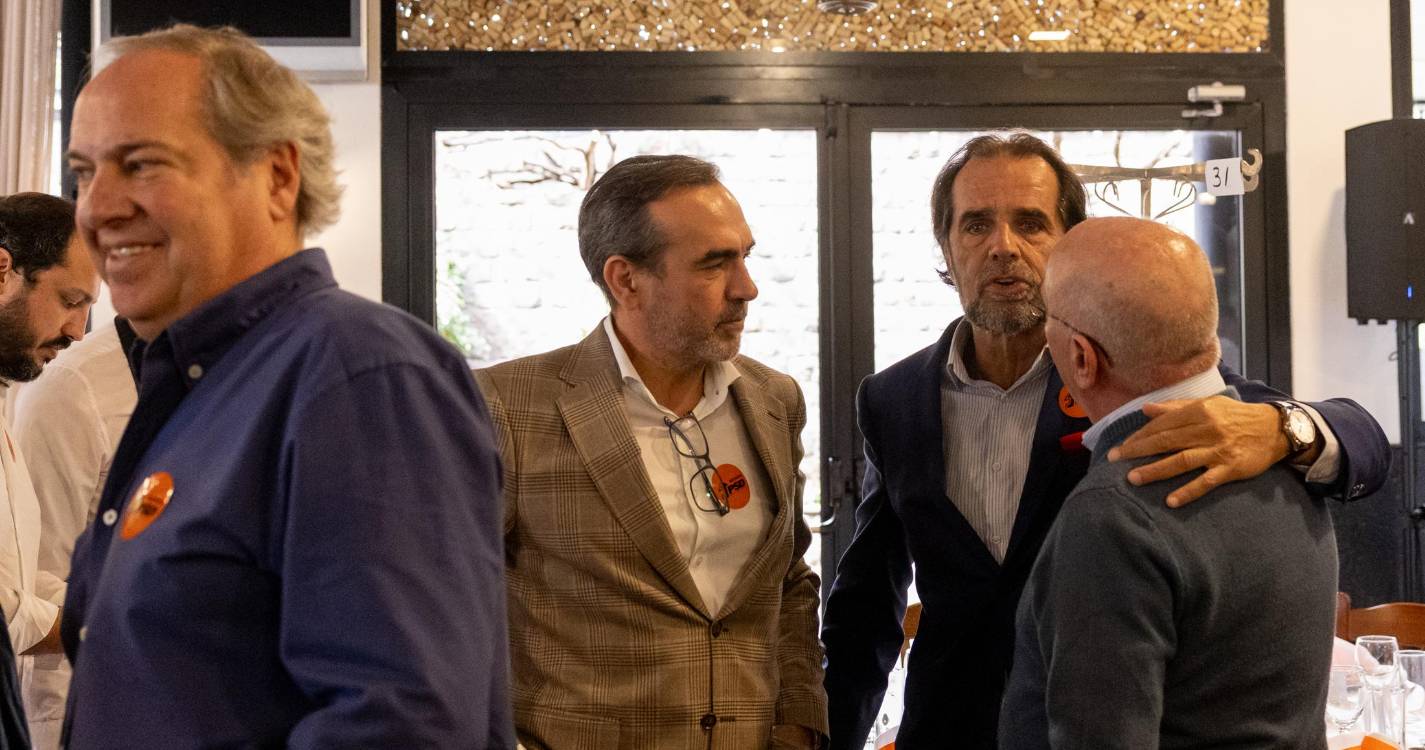 Almoço entre social-democratas reuniu apoio da ‘velha guarda’ (com fotos)