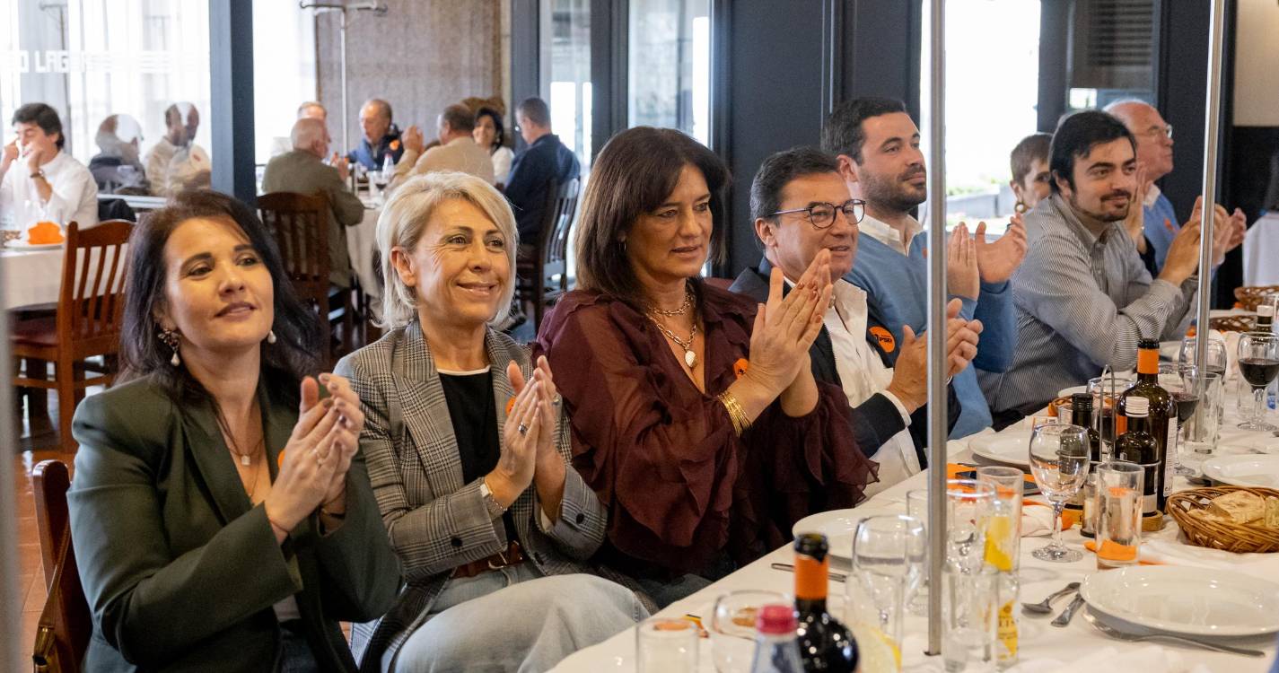 Almoço entre social-democratas reuniu apoio da ‘velha guarda’ (com fotos)