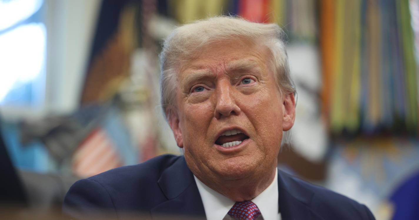 Trump garante abater aviões militares venezuelanos se ameaçarem forças norte-americanas