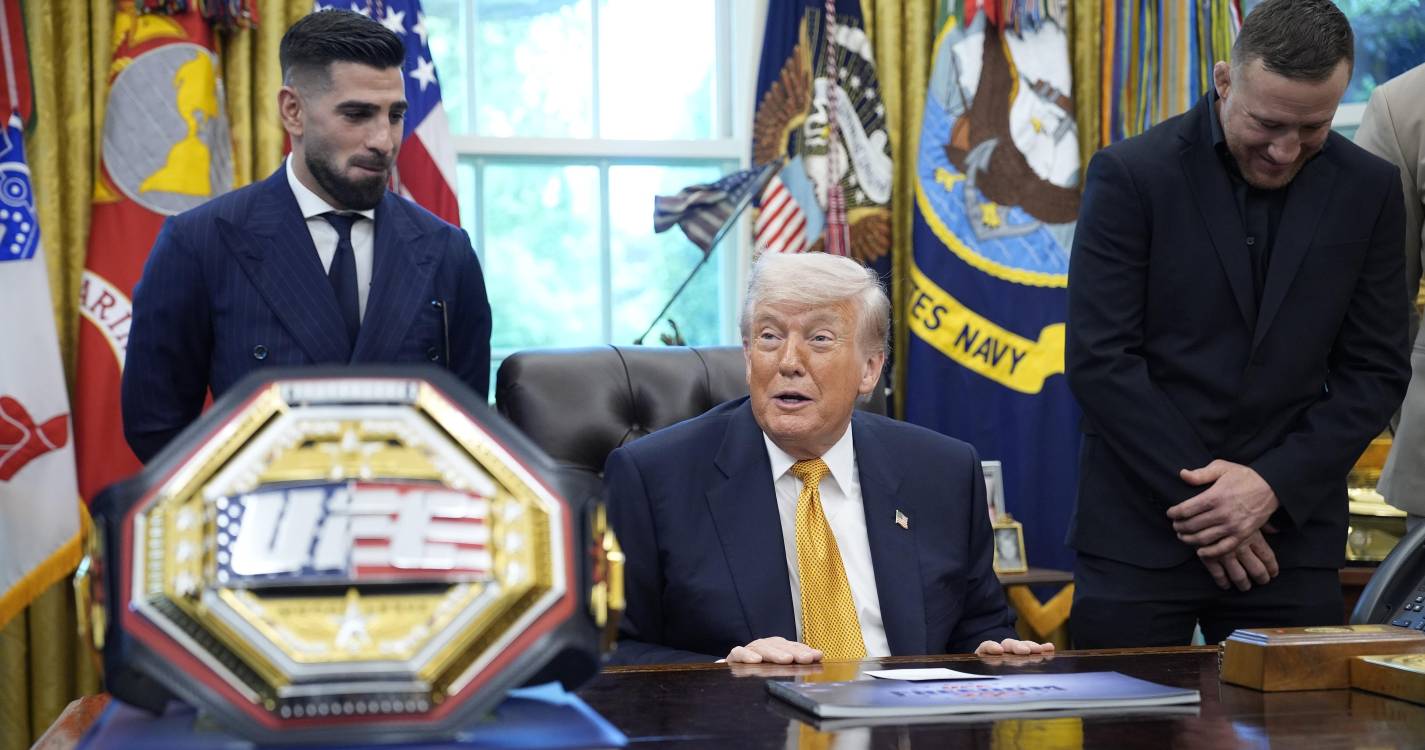 Trump ameaça UE com tarifas “muito mais elevadas” se não for aplicado acordo comercial em 2 meses