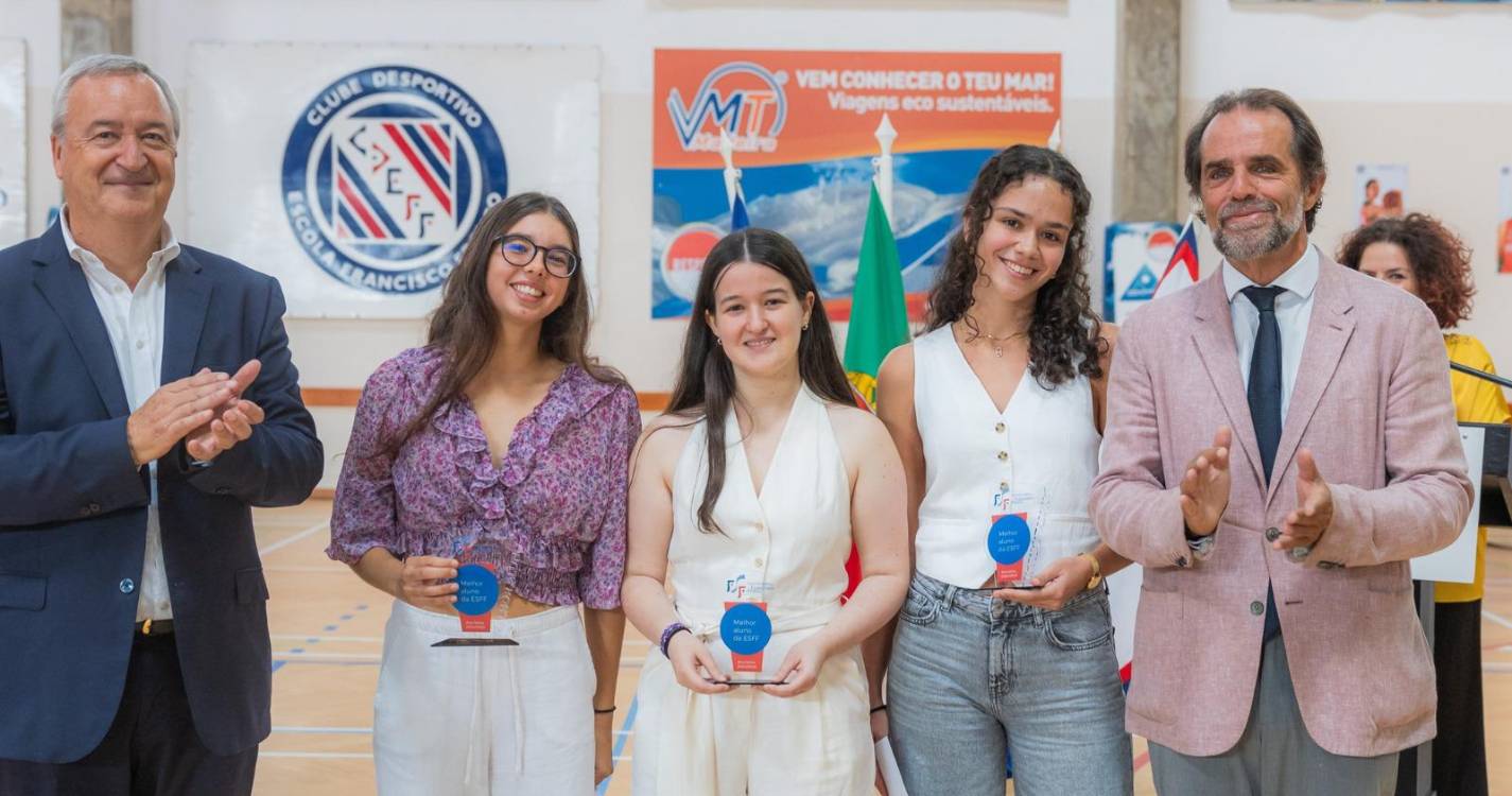 Albuquerque elogia Francisco Franco e diz que a ordem honorífica foi “merecida”