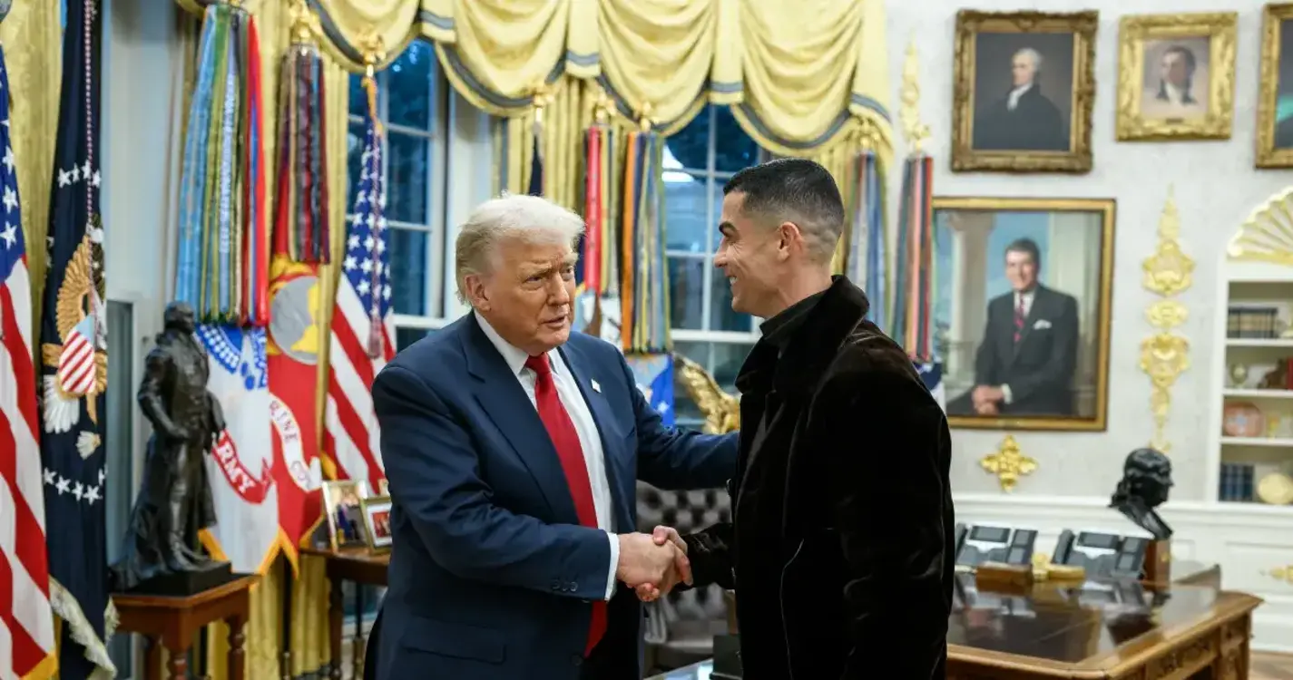 Ronaldo recebido na Sala Oval