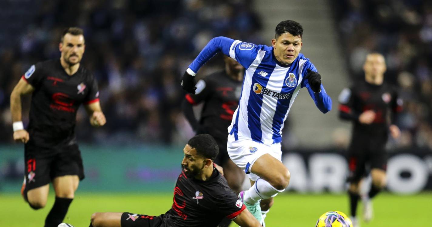 FC Porto despede-se da Taça da Liga com vitória