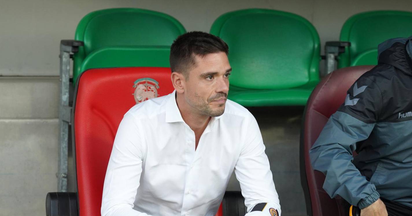 Nacional perde ao intervalo em Tondela