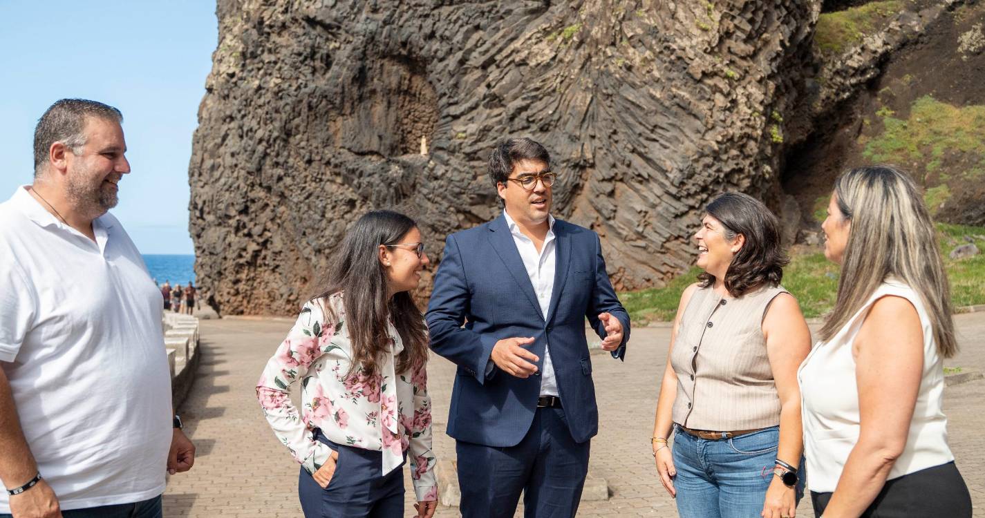 Olavo Câmara pretende requalificar miradouro da foz da Ribeira da Janela