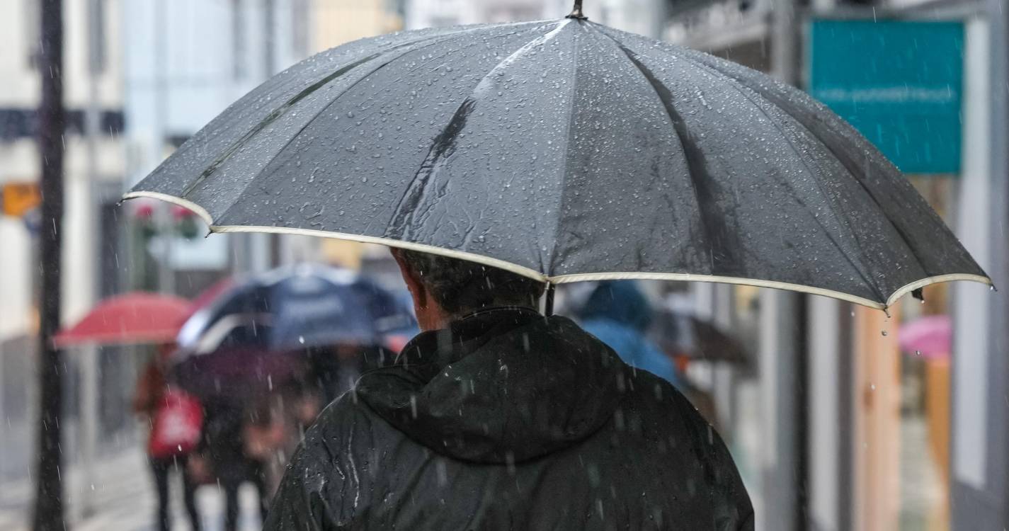 Inundação, quedas de árvores e emergências pré-hospitalares registadas em Santa Cruz