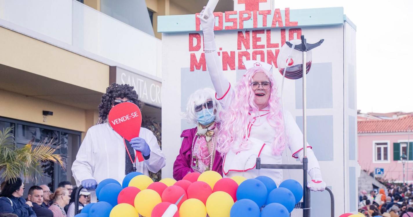 Santa Cruz entre a sátira e o samba