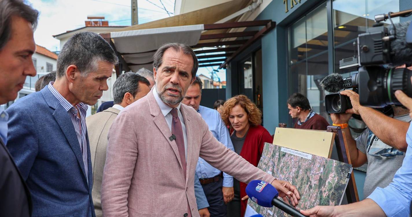 Albuquerque anuncia construção de nova via no Estreito de Câmara de Lobos