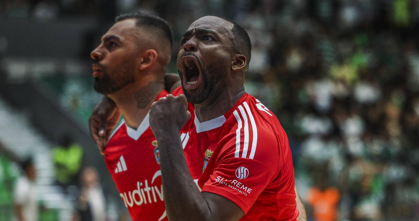 Benfica vence Sporting e ‘rouba’ título de futsal em casa do rival