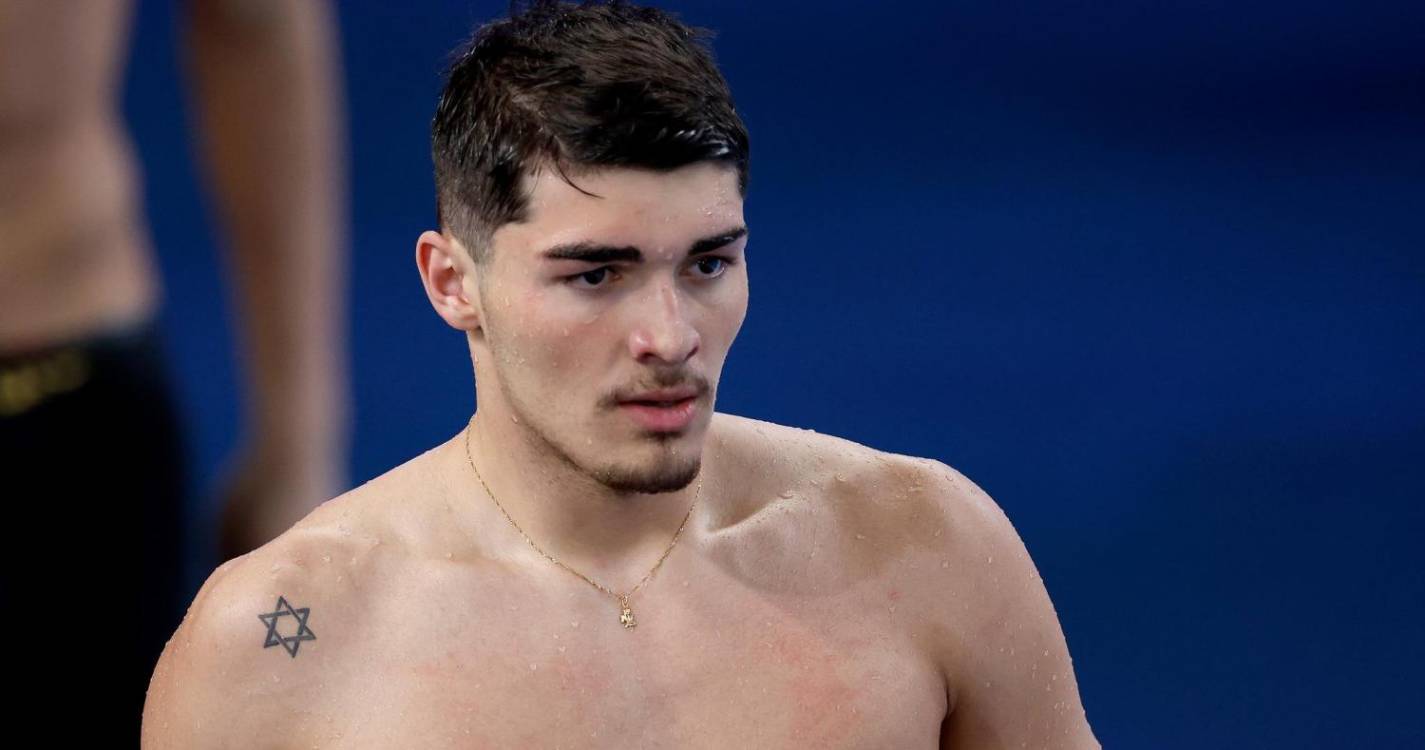 Diogo Ribeiro apura-se para as meias-finais de 100 mariposa