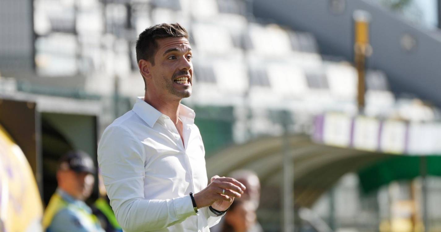 II Liga: Nacional vence no reduto do líder