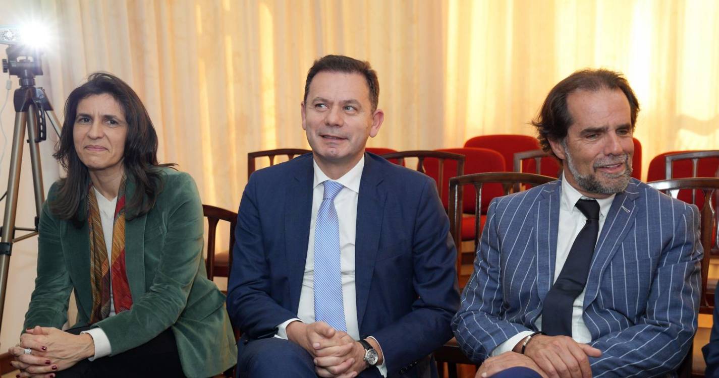 Albuquerque constrangido com situação de Patrícia Dantas