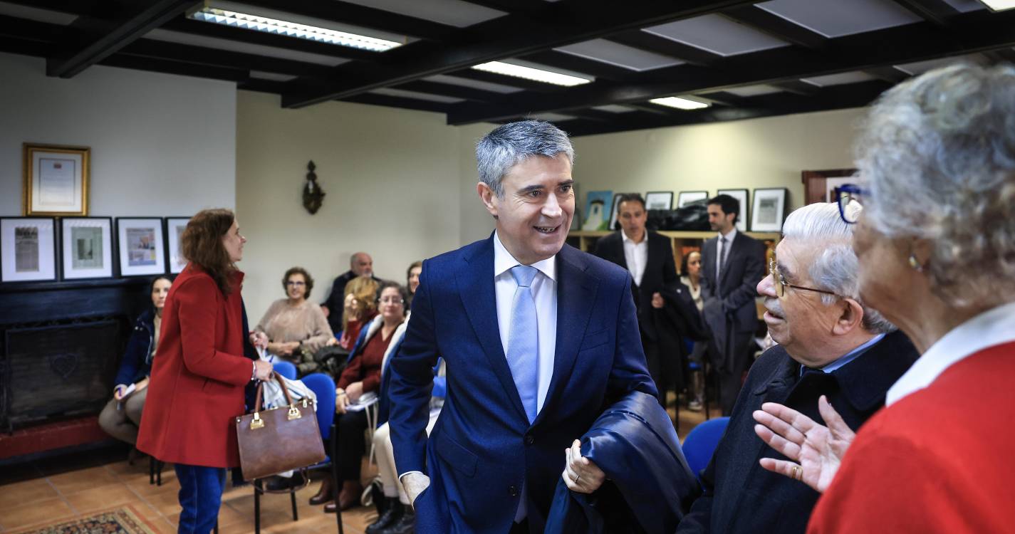 Presidenciais: Carneiro apela à mobilização do PS em torno da candidatura de Seguro