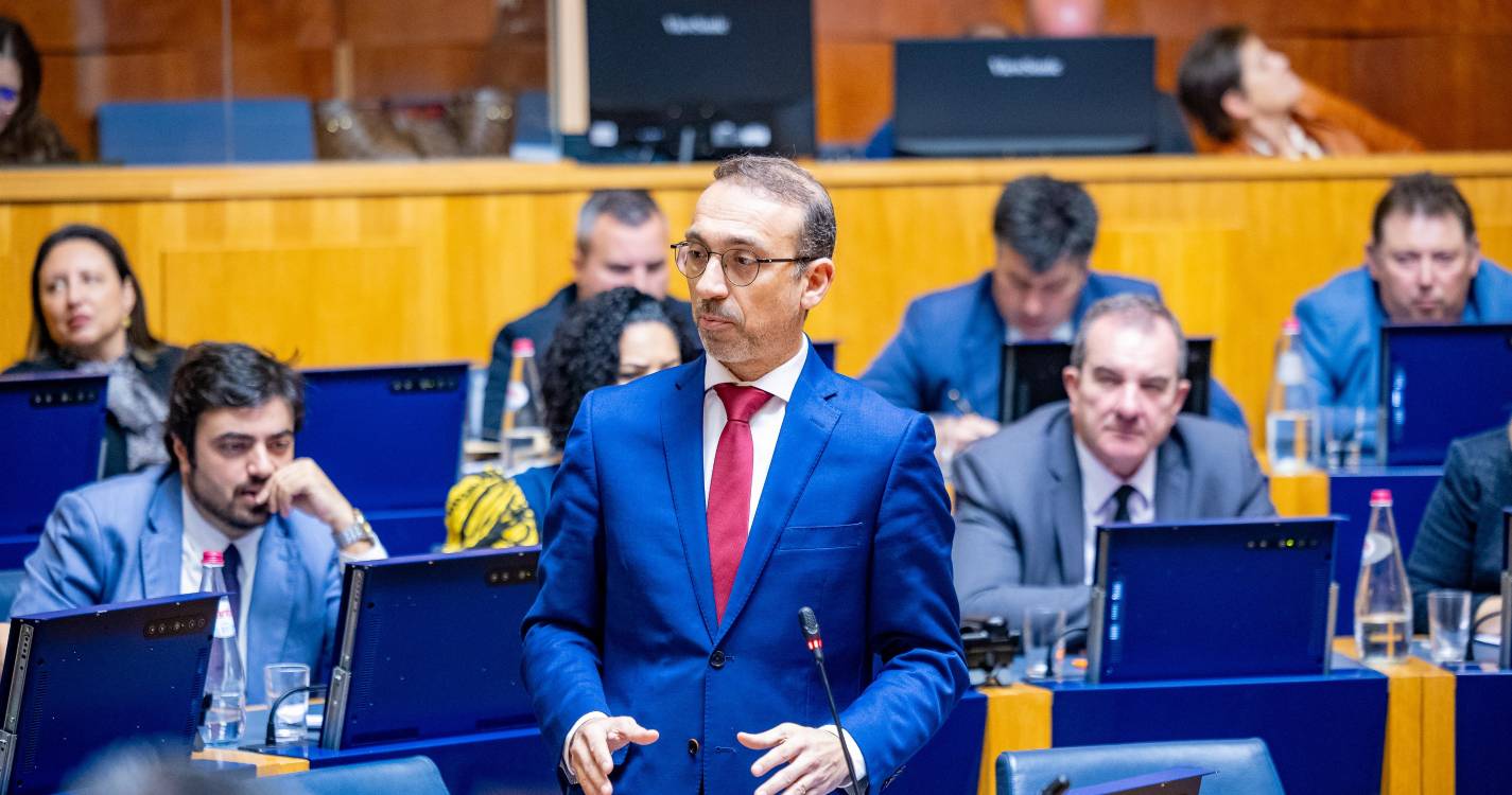 PSD assume existir “situação a regularizar”, mas que será feita pelo GR e não pelo JPP