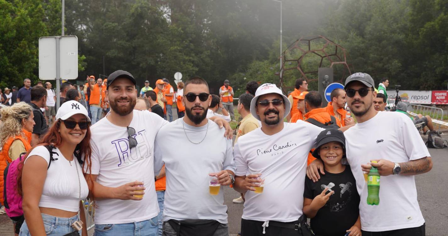 Aficionados na Choupana para ver o Rali. Veja quem está