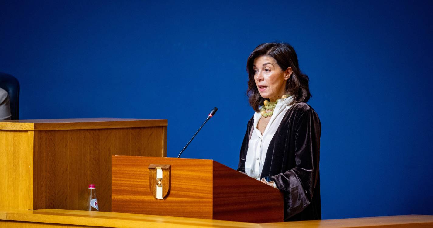 Elsa Fernandes apresenta alterações para recuperação de tempo de serviço docente