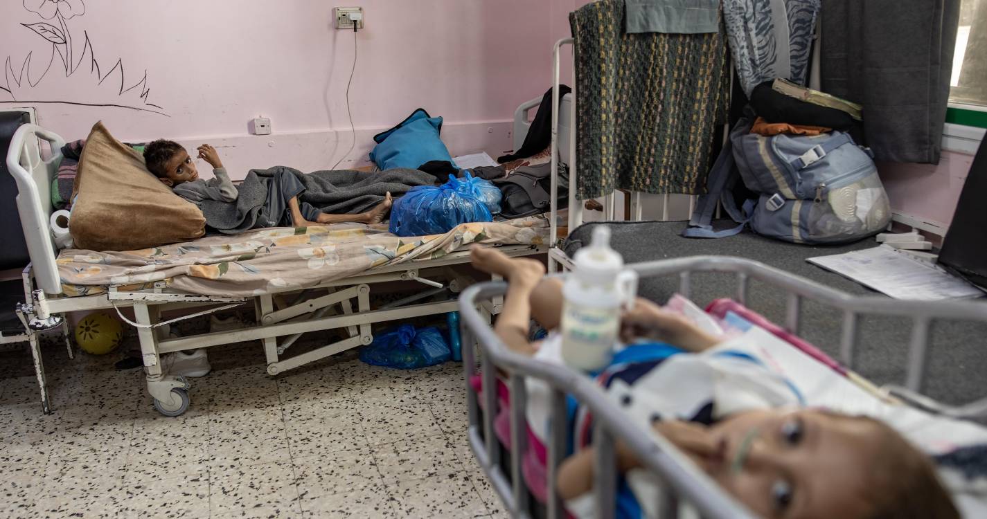 Médio Oriente: Von der Leyen insta Israel a levantar bloqueio severo de ajuda que dura há 11 semanas