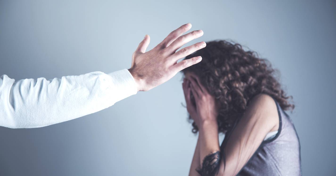 APAV apoiou mais de 18.500 vítimas em 2025, maioria por violência doméstica