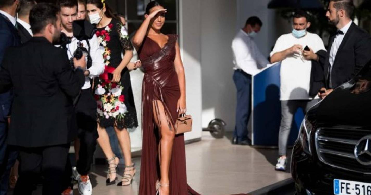 Georgina Rodríguez deslumbra em Cannes (com fotos)
