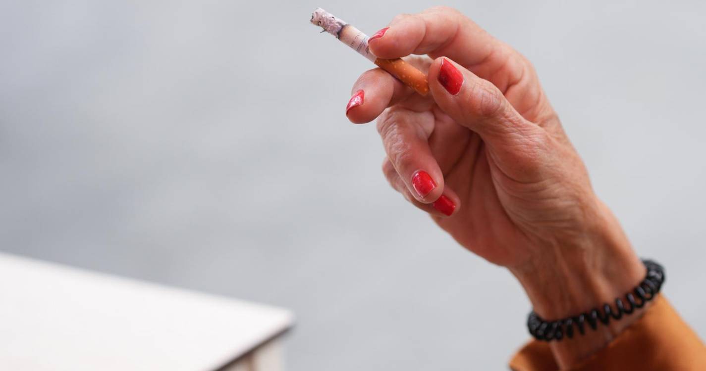 Fumadores têm a partir de outubro dois medicamentos comparticipados para largar o vício