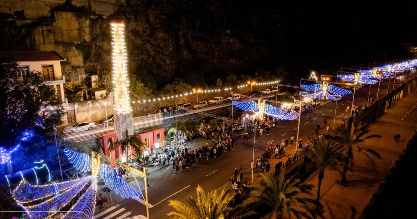 Luzes de Natal já brilham na Calheta (com fotos e vídeo)