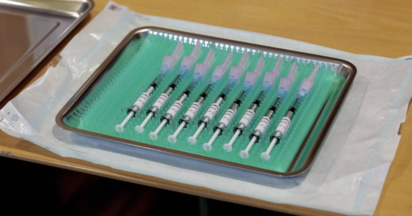 Campanha de vacinação contra a gripe perto da meta de 2,5 milhões de vacinados