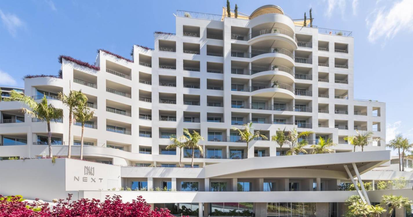 NEXT assinala Pride Month e o amor de todas as cores