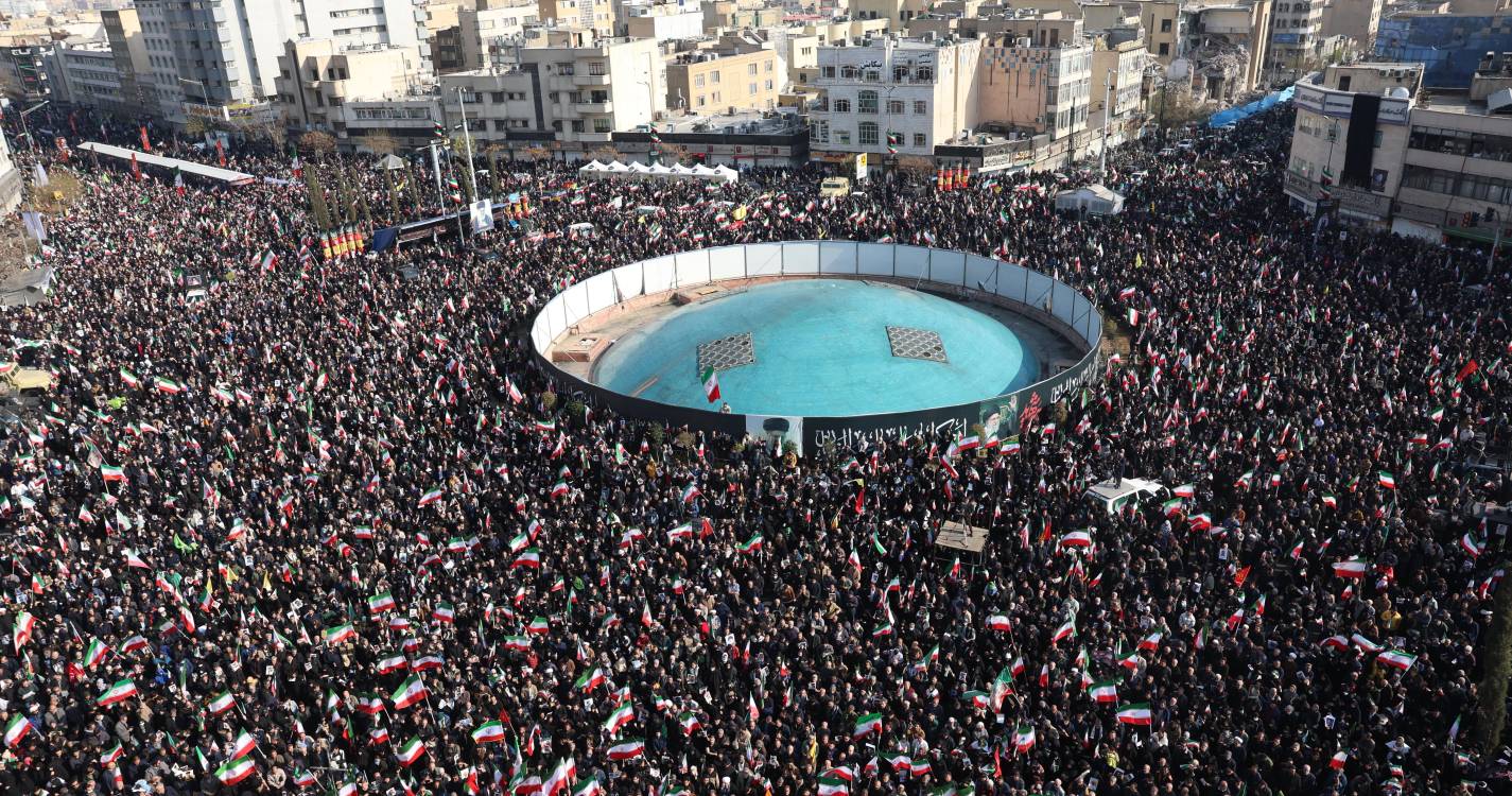 Guerra: Serviços secretos dos EUA dizem que Irão não retomou programa nuclear