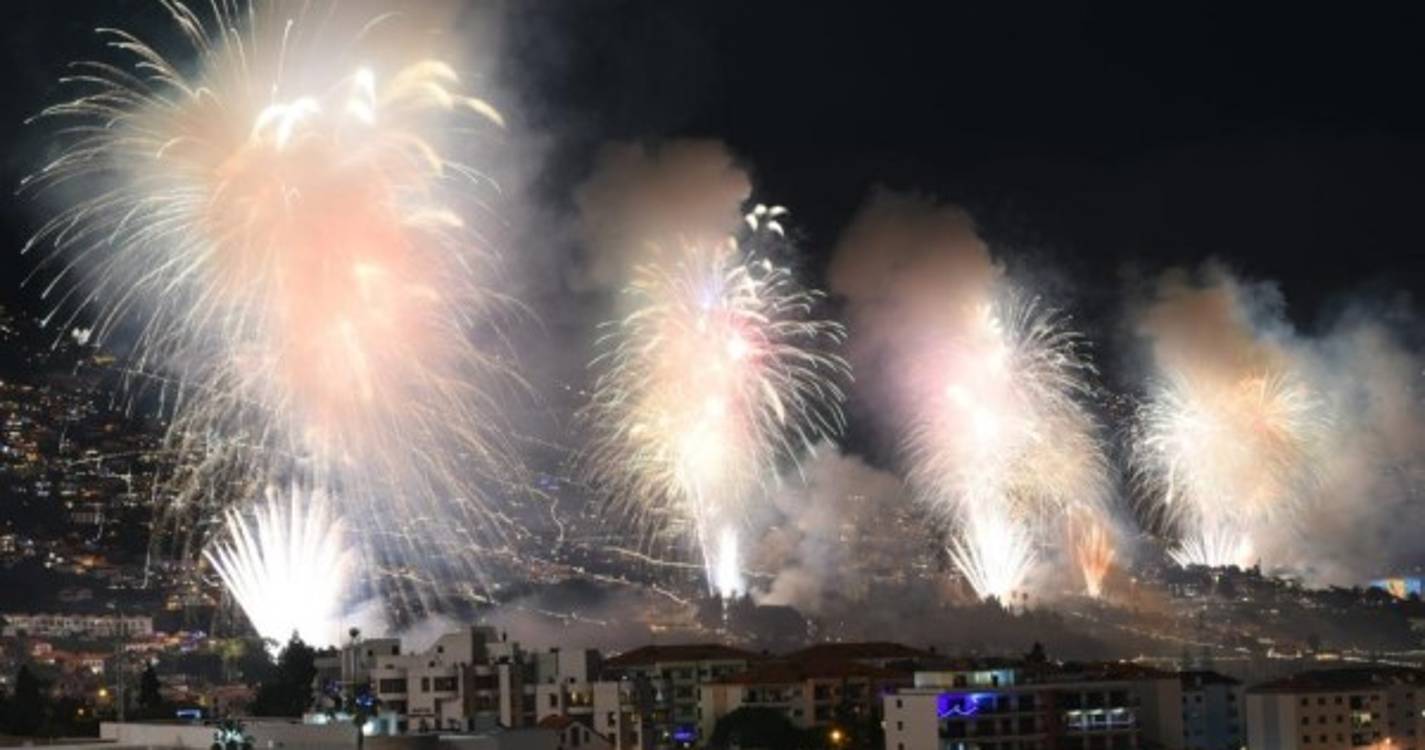 E foi assim a despedida de um ano para esquecer (com vídeo e fotos)