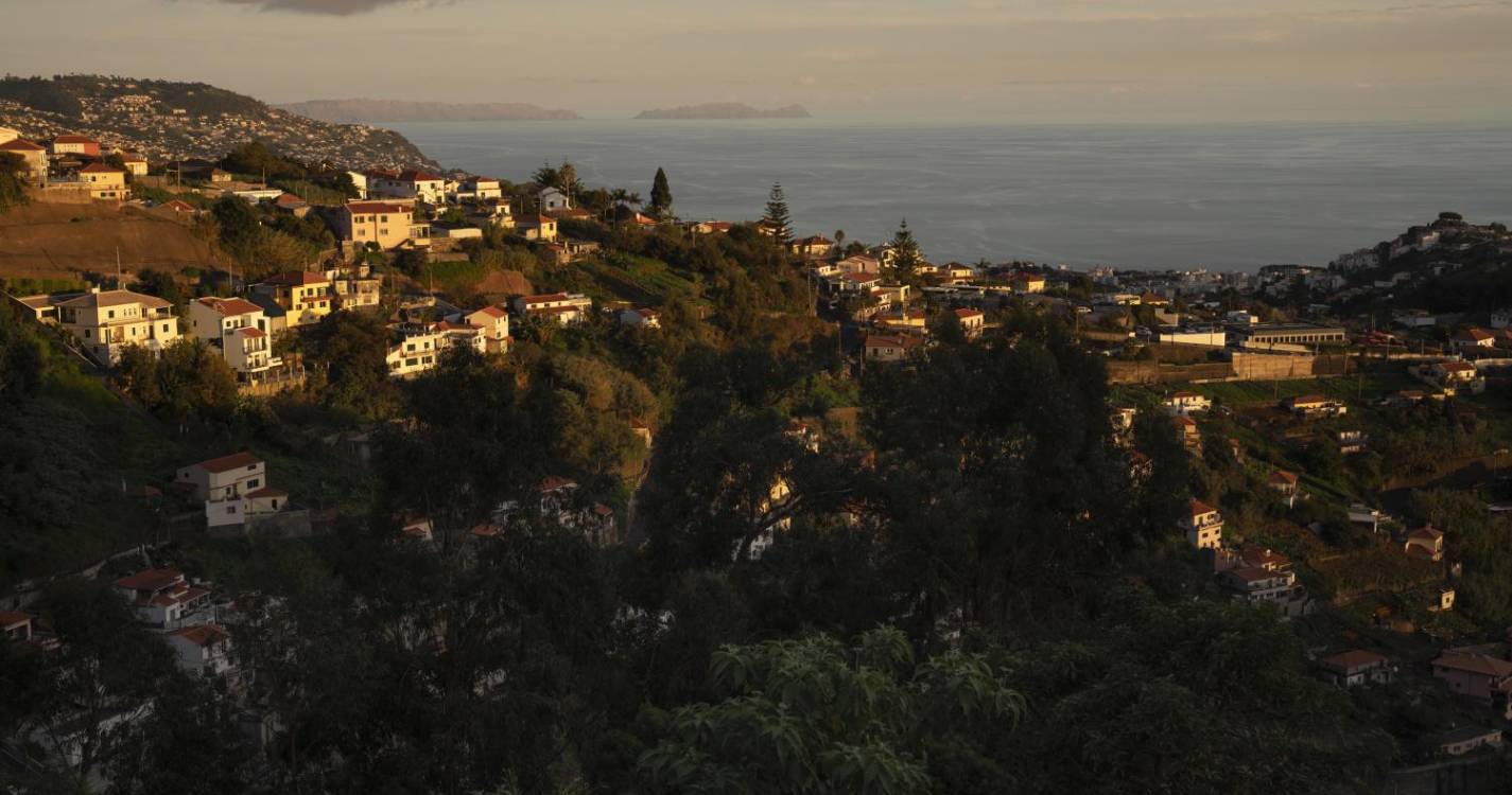 Estrada mudou a vida no lugar dos Três Paus