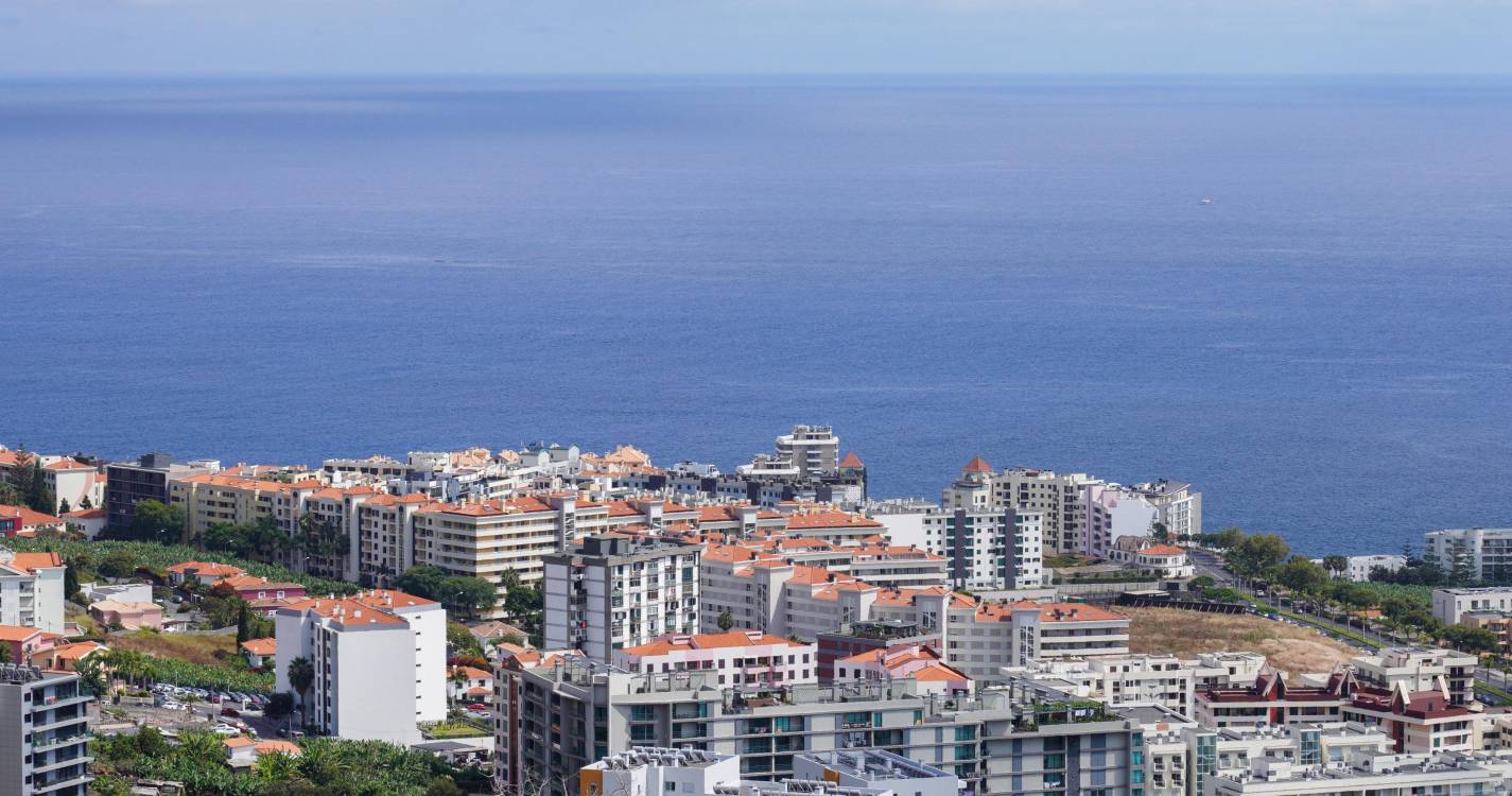 Funchal entre os concelhos mais caros do país para comprar e arrendar casa