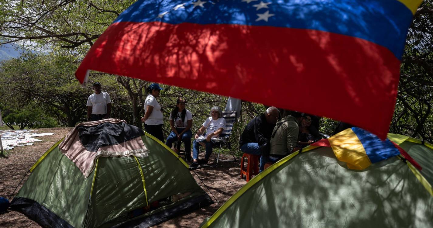 Venezuelanos em vigília permanente até que EUA intervenha e sejam libertados os presos políticos
