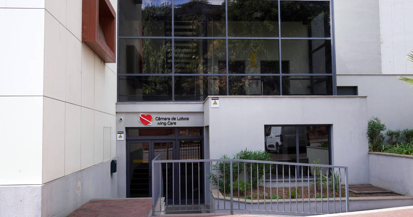 Máquina de secar roupa do Lar de Idosos já foi arranjada