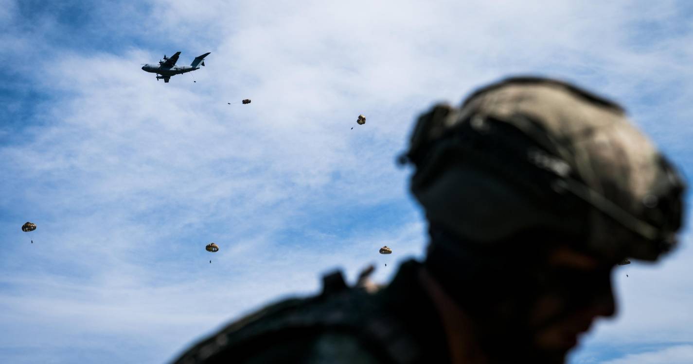 NATO ativou iniciativa militar na frente leste com descolagem de emergência