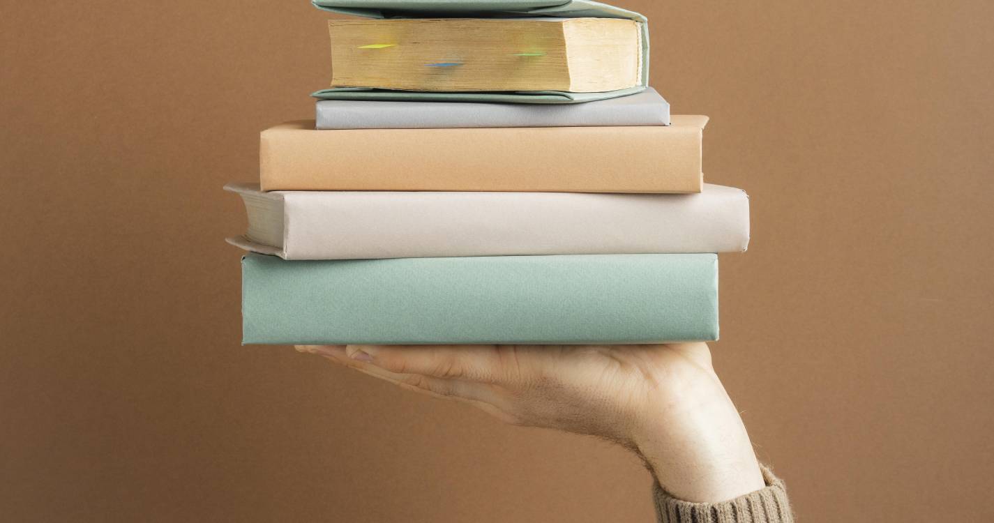 OE2026: Valor do cheque-livro para jovens vai subir para 30 euros