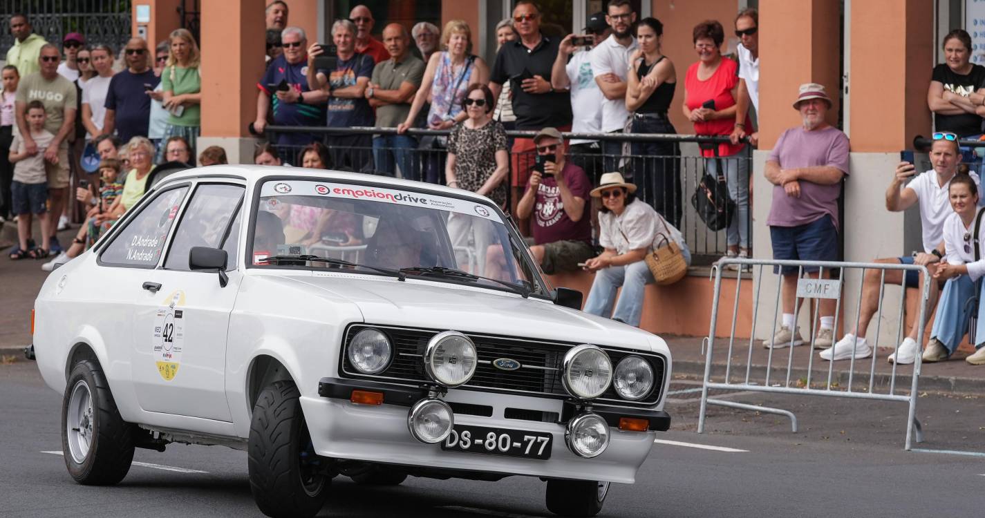 Percorra a galeria que mostra como foi o desfile em ‘grande estilo’ de clássicos