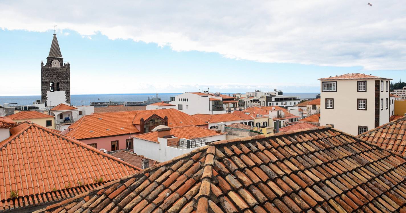 Sé dá vitória folgada à coligação de Jorge Carvalho