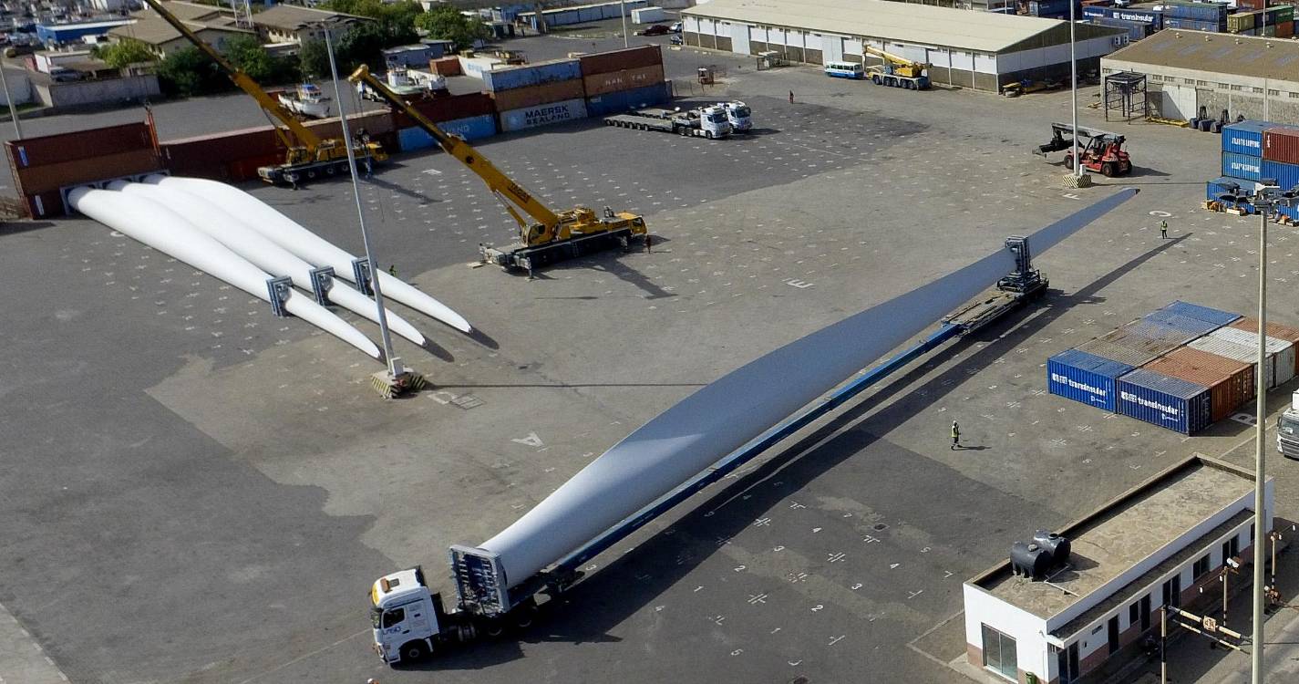 Cabo Verde recebe turbinas eólicas cinco vezes mais potentes que as atuais